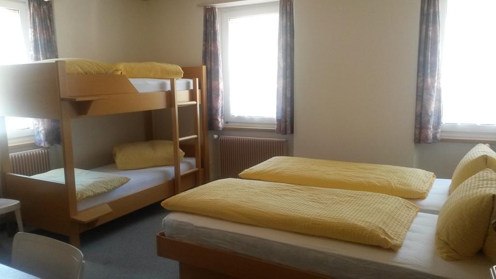 Hotel Raetia 티에펜카스텔 외부 사진